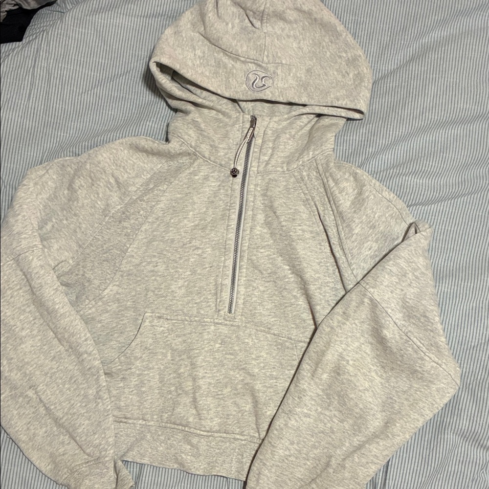 Lululemon Light Gray Cropped Half-Zip Hoodie Scuba half zip XS/S